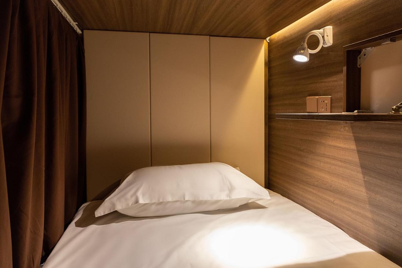 The Hump Hostel 驼峰客栈 Кунмин Екстериор снимка