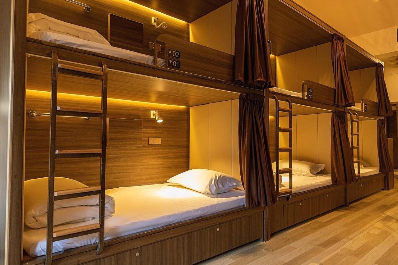 The Hump Hostel 驼峰客栈 Кунмин Екстериор снимка