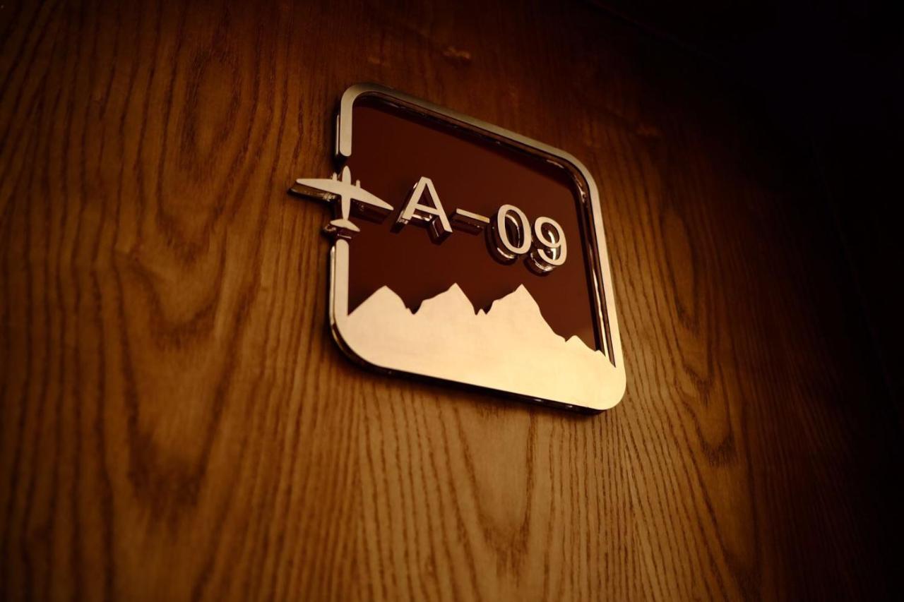 The Hump Hostel 驼峰客栈 Кунмин Екстериор снимка